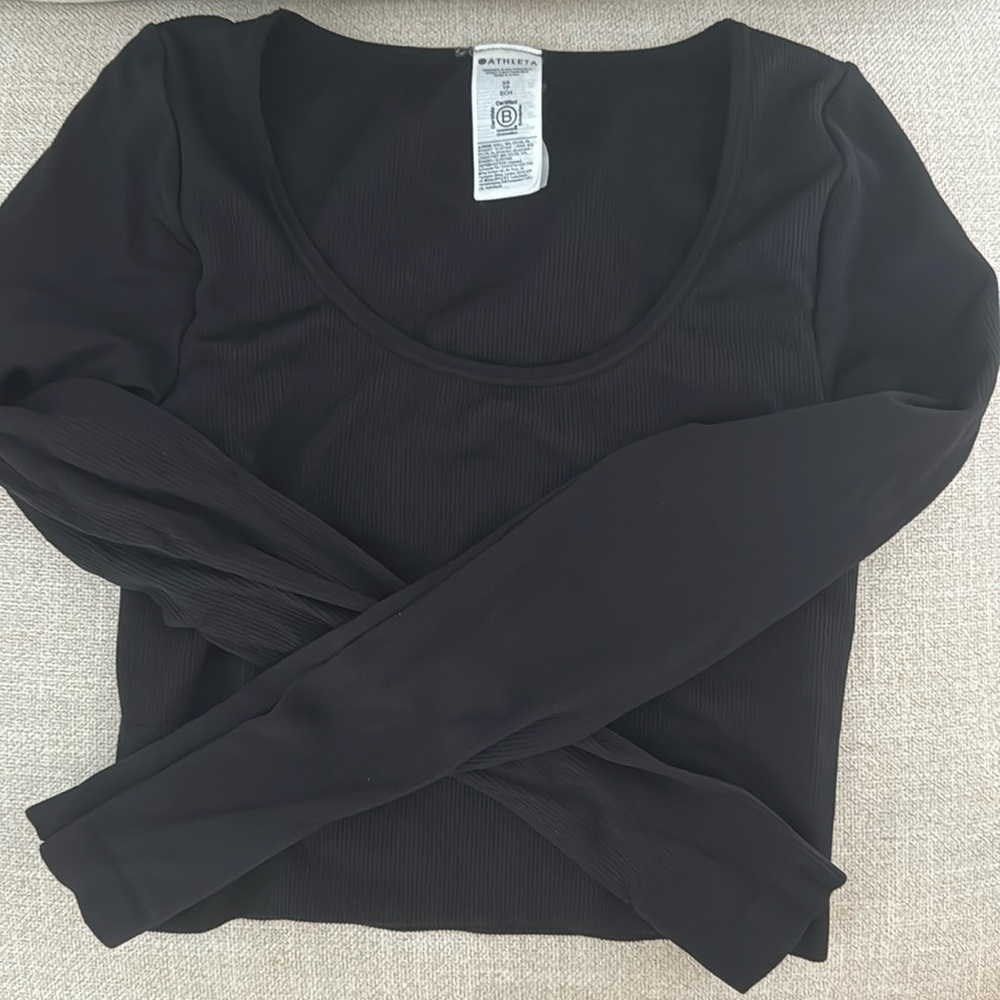 Athleta Long Sleeve Ribbed Crop Top